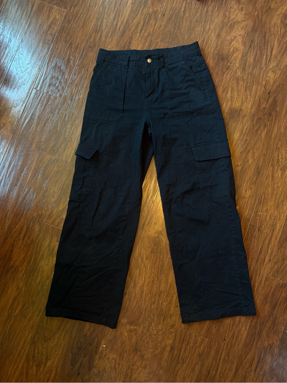 Women’s Black Cargo Pants - Classic Utility Style